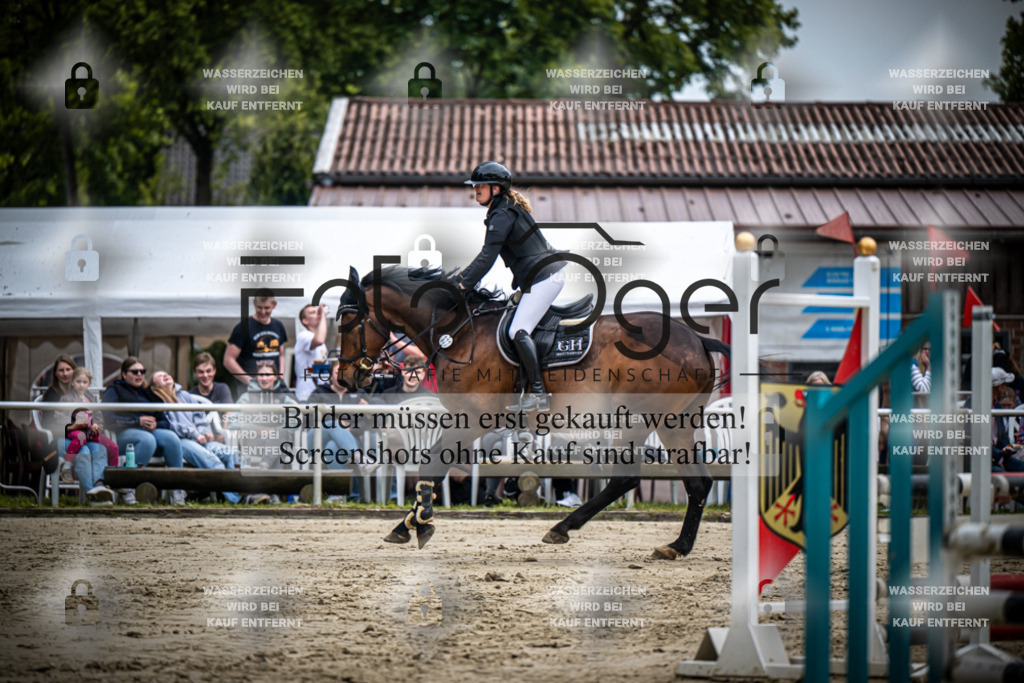 DOS_0961 | Reitturnier Venne - Realisiert mit Pictrs.com