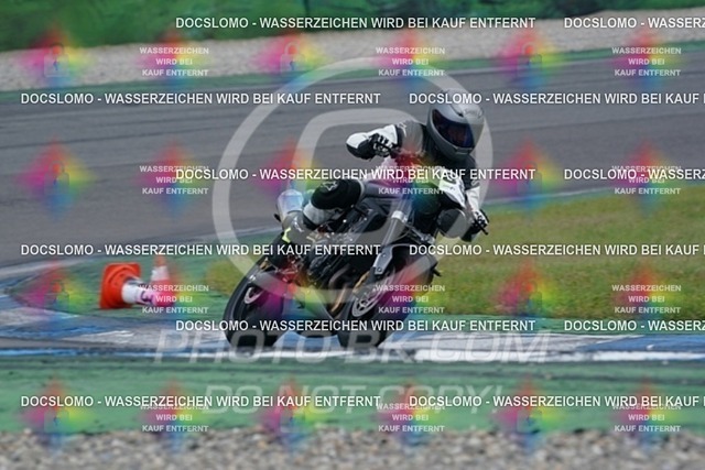 2023_05_15_PBK_14076 | Sportfotografie; SlowMotion; Video; Rennstrecke; Hafeneger; Speer; Racing; RSE; BMW; CBO; Trackday; Motorsportarena; Hockenheimring; Brno; Most; Barcelona; Valencia