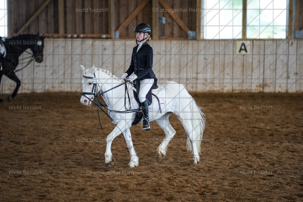 20230518-FAH03764 | Frühjahrsturnier, landberg am Lech, 2023, Reitclub Landsberg, Turnierbilder, Fotos Turnier Landsberg, Fotoagentur Herrmann, Turnierfotografen Bayern, reitsport Fotograf, Pferde Fotograf
