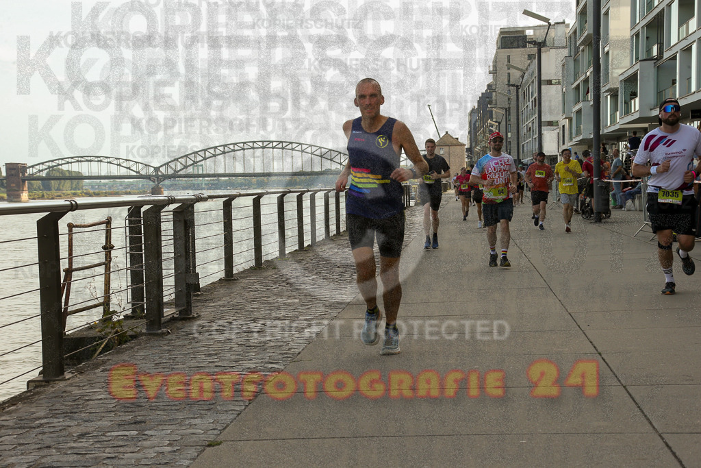 250920_1450_EX1_7851 | Sportfotografie im Rhein-Sieg Kreis, Köln, Bonn, NRW, Rheinland Pfalz, Hessen, etc. Unser Tätigkeitsfeld umfasst den Laufsport vom Volkslauf über den Marathon, Duathlon, Triathon bis zum Ultralauf wie Kölnpfad Ultra oder Schindertrail.