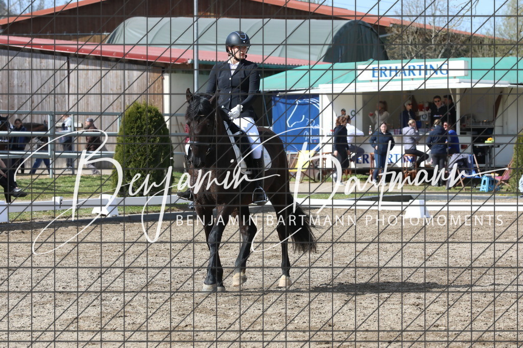 AZ2A3201 | Benjamin Bartmann Photomoments