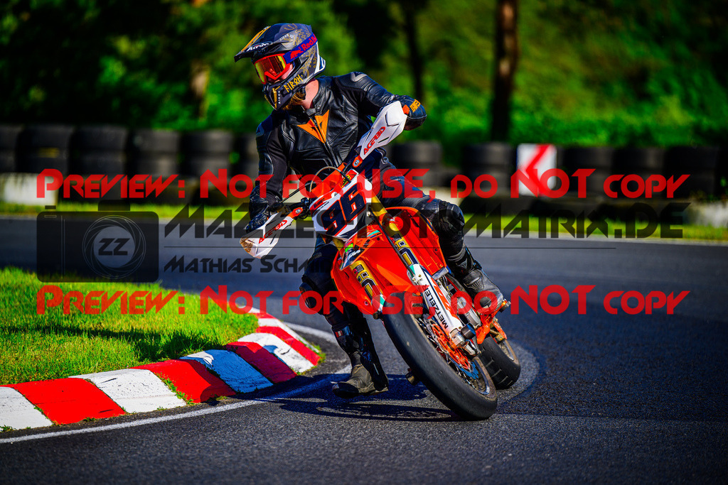 MaZZes_FotoMatrix_240511_6021986_7199 | S4