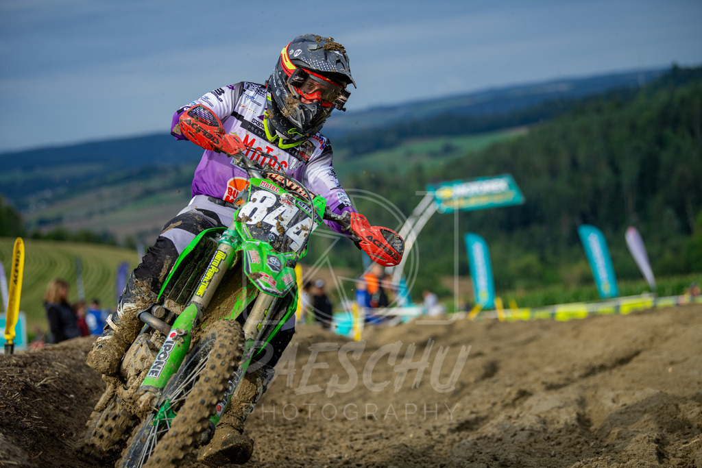 Lady (336) | Paeschuphoto Shop - Wer nicht sucht der auch nicht findet.Ob Motocrossbilder oder von einem besuchtem Spiel, Hauptsache Action. - Realisiert mit Pictrs.com