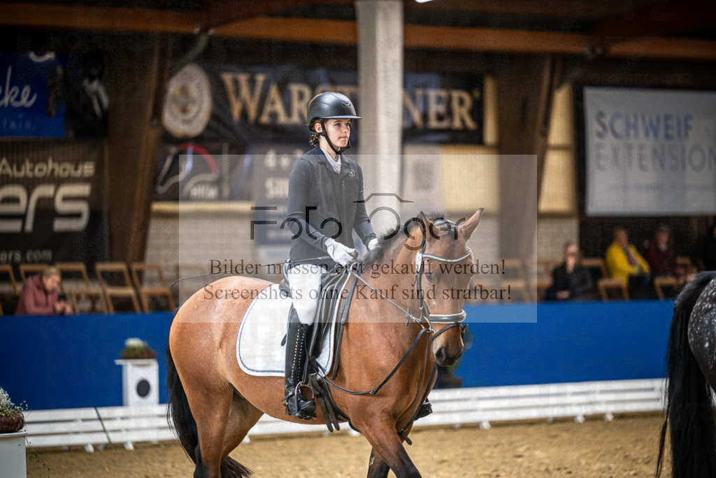 DOS_0311 | Entdecke hochwertige Reitturnierfotos von Foto Oger. Professionell, emotional und authentisch – jetzt Lieblingsmomente im Shop bestellen.Deutschlandweite Turnierfotografie. - Realisiert mit Pictrs.com