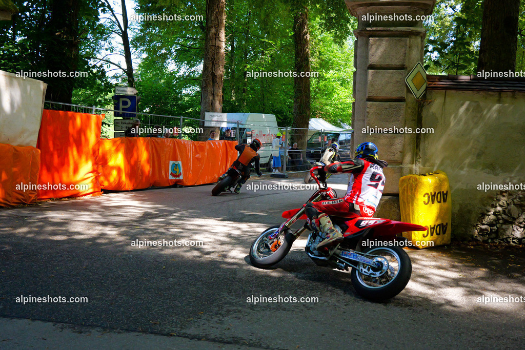 P1036779 | Erleben Sie atemberaubende, hochqualitative Fotos Ihrer Fahrt entlang der malerischen Alpenstraßen. Besuchen Sie alpineshots.com, um professionelle Aufnahmen Ihrer unvergesslichen Reise zu finden und zu kaufen - Realisiert mit Pictrs.com