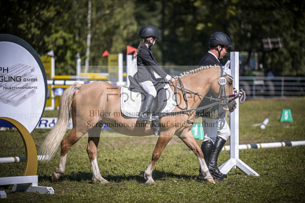 DOS_0401 | Entdecke hochwertige Reitturnierfotos von Foto Oger. Professionell, emotional und authentisch – jetzt Lieblingsmomente im Shop bestellen.Deutschlandweite Turnierfotografie. - Realisiert mit Pictrs.com