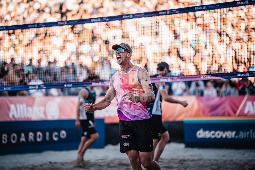 Beachvolleyball | Männer | Finale | Deutsche Meisterschaften 2025 Timmendorfer Strand | 07.09.2025 | Lukas Pfretzschner jubelt