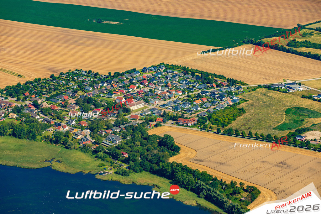 Luftaufnahme Fischkaten Wismar - Die Luftaufnahme wurde 2025 vom UL-Flugzeug heraus erstellt ( ohne Drohne ) - Hochauflösende Luftaufnahme - für professionelle Ausdrucke geeignet. Die Geschenkidee !Mit Lizenz und Bildrechte bestellbar