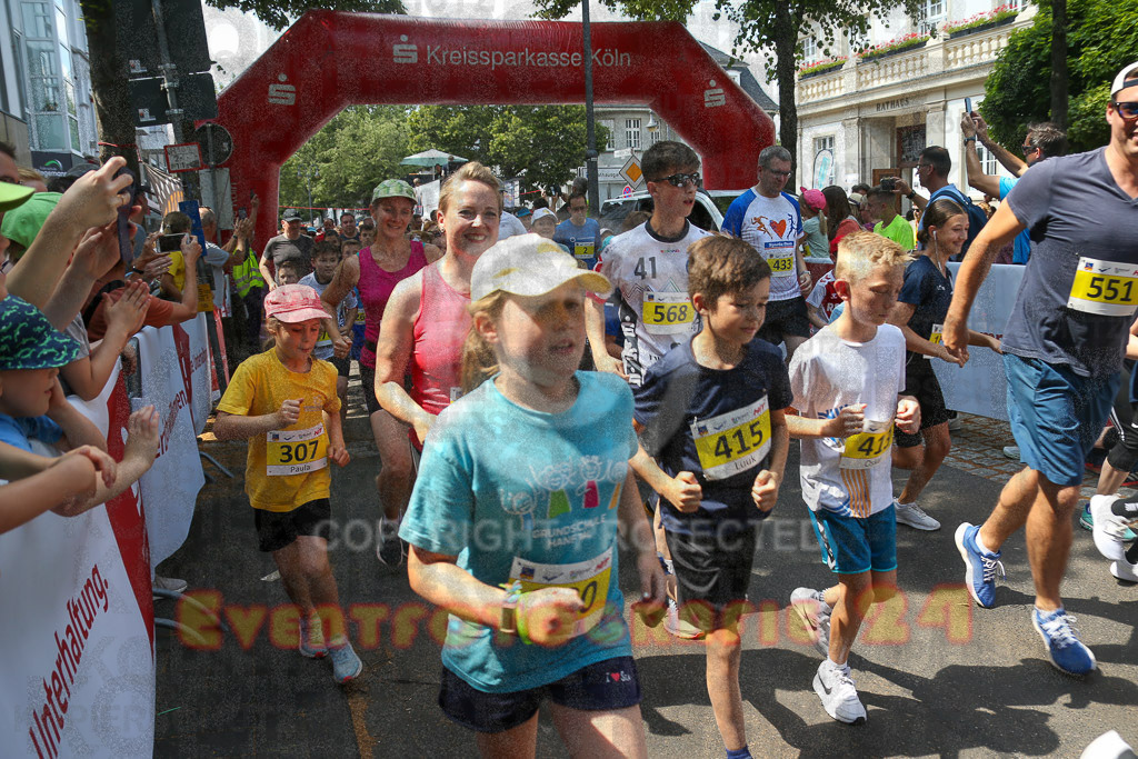 230624_1507_EX1_3936 | Sportfotografie im Rhein-Sieg Kreis, Köln, Bonn, NRW, Rheinland Pfalz, Hessen, etc. Unser Tätigkeitsfeld umfasst den Laufsport vom Volkslauf über den Marathon, Duathlon, Triathon bis zum Ultralauf wie Kölnpfad Ultra oder Schindertrail.