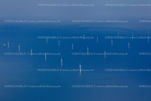 Zingst12082398OffShoreWindkraft | Windpark EnBW Baltic 1, Offshore-Windpark in der Ostsee vor der Küste Mecklenburg-Vorpommerns, nördlich der Halbinsel Fischland-Darß-Zingst, Windkraftwerk, Windenergie , Darßer Ort, Ostsee, Mecklenburg-Vorpommern, Deutschland, Europa