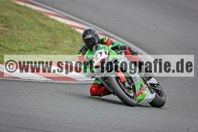 spof3557 | Professionelle Fotos von Sportveranstaltungen, aber auch Hochzeiten und anderen Events. - Realisiert mit Pictrs.com