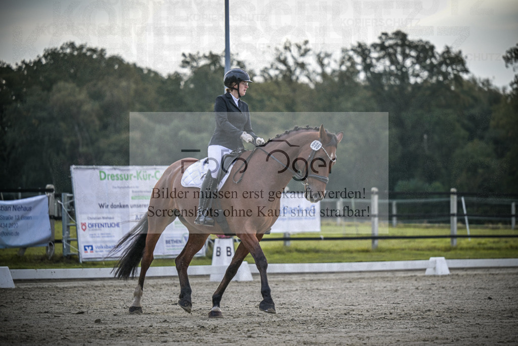 DOS_1699 | Entdecke hochwertige Reitturnierfotos von Foto Oger. Professionell, emotional und authentisch – jetzt Lieblingsmomente im Shop bestellen.Deutschlandweite Turnierfotografie. - Realisiert mit Pictrs.com