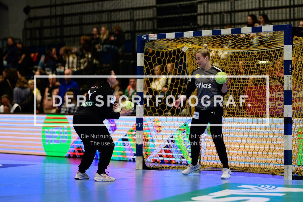 Handball I Frauen I Saison 2024-2025 I Länderspiel I Deutschland - Dänemark I 57084 | Der Sportfotograf. - Realisiert mit Pictrs.com
