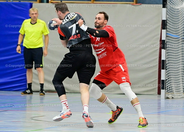 20220918-8112-haba-ghm-vellmar-HEN-FOTO | 18.09.2022 Handball Saison 2022 2023 Oberliga Herren TuS Griesheim - TSV Vellmar v. li. 77 Frederick Drönner (Vellmar) 39 Timo Heuft (Griesheim) (Foto: Peter Henrich) - Realisiert mit Pictrs.com