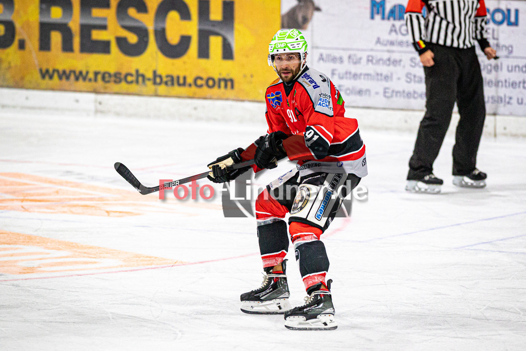 TSV Peißenberg MINERS vs ESC Kempten SHARKS | Eishockey Bayernliga Herren Vorrunde 2024/2025, TSV Peißenberg MINERS vs ESC Kempten SHARKS, 20241018,Dominik EBENTHEUER (MINERS 91) in Aktion, Freisteller,2024-10-18 in Peißenberg (Eisstadion)Dominik EBENTHEUER (MINERS 91)Copyright: WolfgangxLindner foto-lindner.de