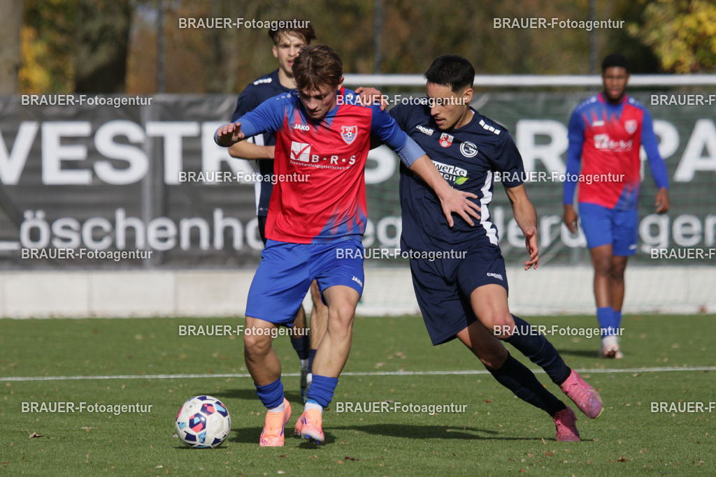 02.11.2025: A-Jugend-Niederrheinliga KFC Uerdingen - RSV Ratingen | Krefeld, Deutschland, 02.11.2025: Bartlomiej Gondek(KFC Uerdingen) im Kampf um den Ball während des A-Jugend Niederrheinliga Spiels zwischen KFC Uerdingen  - RSV Ratingen am 02.11. 2025 am Löschenhofweg in Krefeld, Deutschland. (Foto Ralph Görtz / Brauer-Fotoagentur)