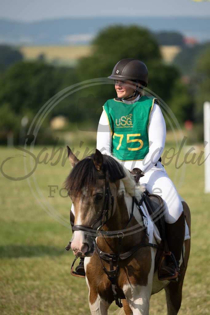 994A1690 | sabrinanicolaifotografie - Realisiert mit Pictrs.com