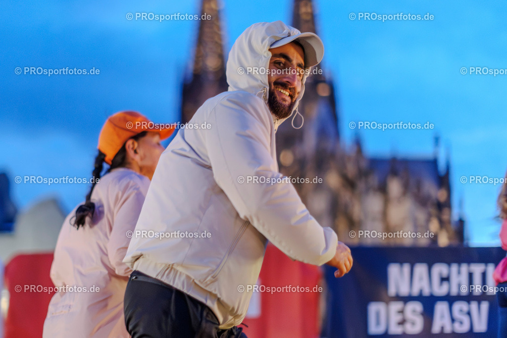 23. Nachtlauf des ASV Koeln; Koeln, 13.05.26 | Impressionen vom 23. Nachtlauf des ASV Koeln am 13.05.26 in der  von Koeln (Deutschland). Foto: BEAUTIFUL SPORTS/Bernd Hoffmann