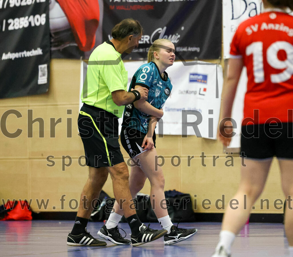 2022-11-27_022_SV_Anzing_gegen_HT_Muenchen_II | Anzing, Deutschland, 27.11.2022:
Handball, Bezirksliga 2022 / 2023, 7. Spieltag, SV Anzing gegen HT München II, Endergebnis: 28:32

Foto: Christian Riedel / fotografie-riedel.net