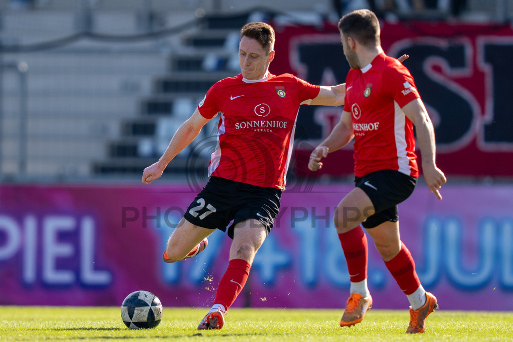 SG Sonnenhof Großaspach vs. KSV Hessen Kassel, Fussball, Regionalliga Südwest, 23. Spieltag, Saison 2025/2026, 07.03.2026 | Loris Maier (SG Sonnenhof Großaspach, #27),SG Sonnenhof Großaspach vs. KSV Hessen Kassel, Fussball, Regionalliga Südwest, 23. Spieltag, Saison 2025/2026, 07.03.2026Foto: photosbyphips/Philip Ziegler