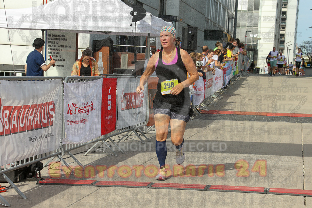 250920_1340_EX1_6129 | Sportfotografie im Rhein-Sieg Kreis, Köln, Bonn, NRW, Rheinland Pfalz, Hessen, etc. Unser Tätigkeitsfeld umfasst den Laufsport vom Volkslauf über den Marathon, Duathlon, Triathon bis zum Ultralauf wie Kölnpfad Ultra oder Schindertrail.