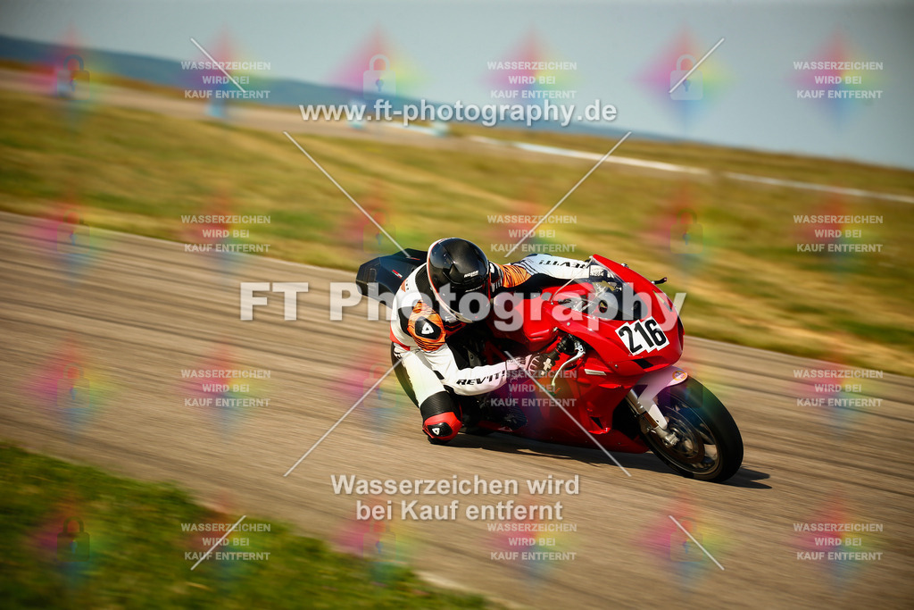 _MOT5885 | Hier findet Ihr Bilder von Touristenfahrten auf der Nürburgring Nordschleife oder von anderen Veranstaltungen die ich besucht habe. Viel Spass beim Durch Schauen 