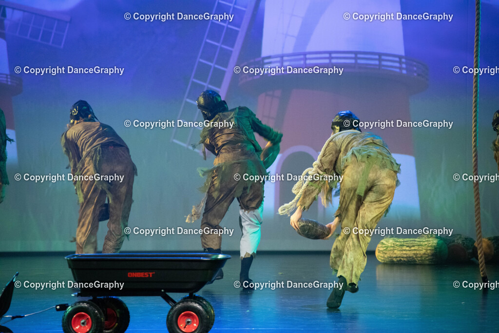 GPHY1814 | DanceGraphy - Realisiert mit Pictrs.com