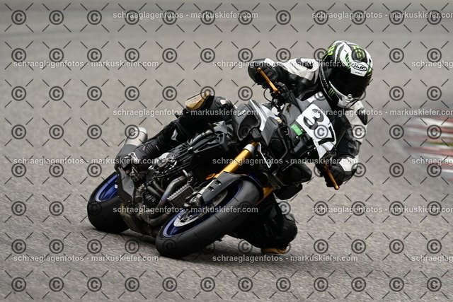 25bt02-1256 | markuskiefer.com - Realisiert mit Pictrs.com