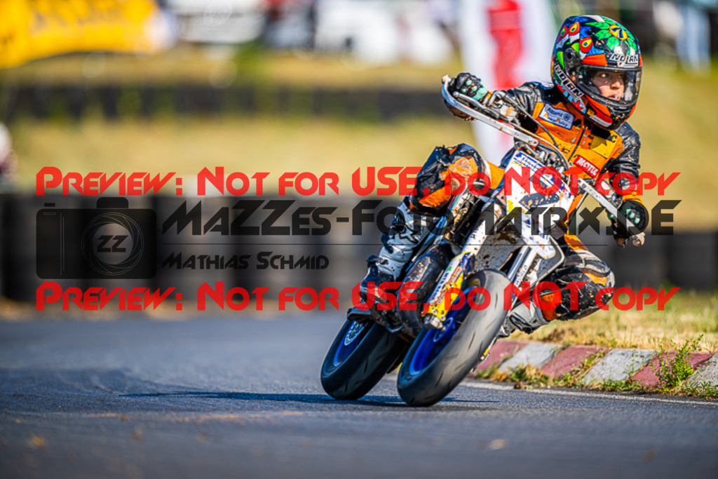 MaZZes_FotoMatrix_220529_5008 | Fotograf Mathias Schmid
Sportfotograf,
Eventfotograf,
Hochzeitsfotograf,
Portraitfotograf