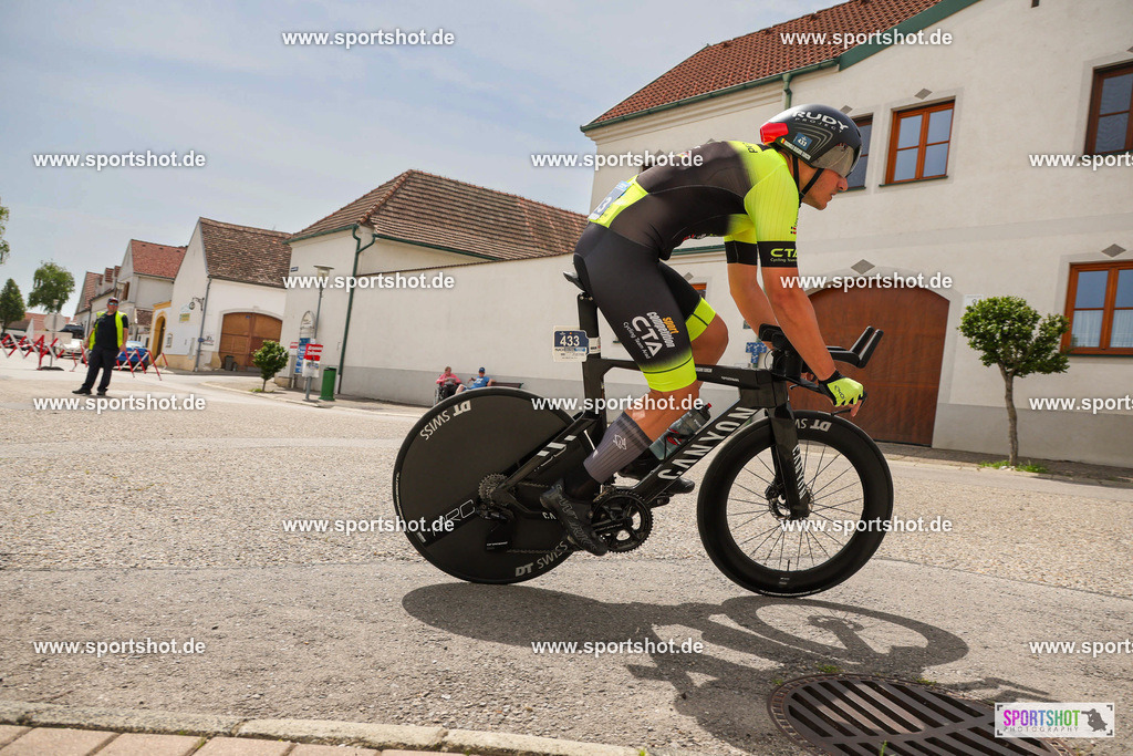 LUR_6481 | Neusiedler See Radmarathon 2025 #neusiedlerseeradmarathon #yourpictrs #sportshot_your_pictrs @Sportshotphotography Copyright:www.sportshot.de