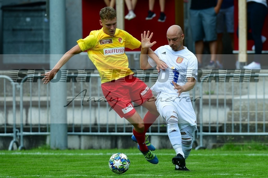 aaaDSC_9177 | Kaufen Sie Sportbilder im Onlineshop von Andy Scherrer Sportfotografie. Faszinierende Bilder von Sportevents aus der ganzen Schweiz. Fussball, Frauenfussball, Unihockey, Handball, Schwingen und weiteren Sportarten. - Realisiert mit Pictrs.com