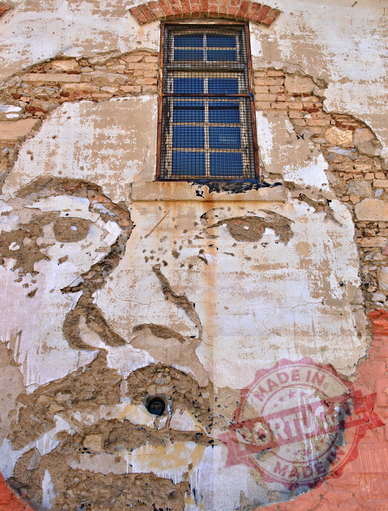 Graffiti0003 | insideportugal - Realized with Pictrs.com