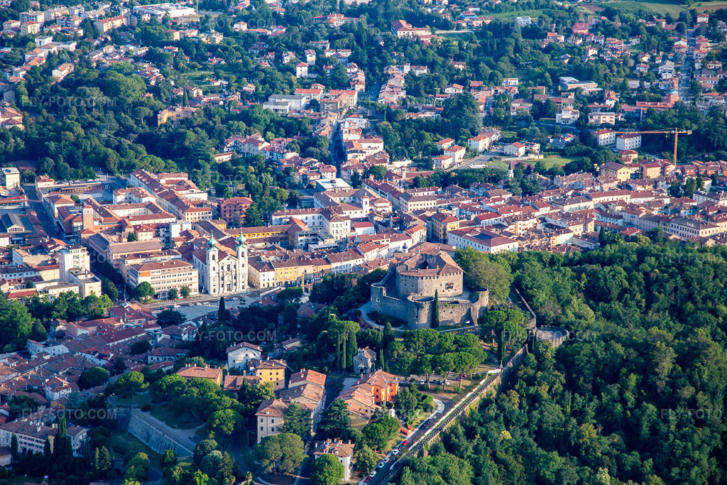 Aerial view: Gorizia Castle / Castello di Gorizia and Via Roma in Gorizia in the state Gorizia, Italy.Photo: IMG_137613.jpg taken on 07/16/2023 by Werner Riehm/FLY-FOTO.comResolution of the original: 5472 x 3648 pxWWW.TURISMOFVG.IT