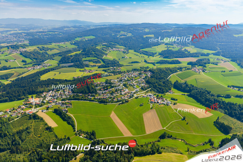 Luftaufnahme von Denkhof Büchlberg Bild- Das Luftbild wurde 2025 vom UL-Flugzeug heraus erstellt ( keine Drohne ) - Hochauflösende Luftaufnahme -Nicht vergleichbar mit Google Maps oder Satelittenbilder- Die Geschenkidee !Mit Lizenz und Bildrechte bestellbar