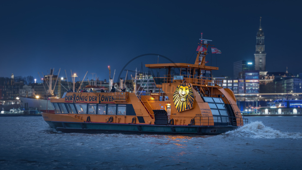 Hamburg-by-stativkunst.de-012 | Exklusive Hamburg collagen, tolle Segelbilder und viele weitere tolle Motive auf Leinwand, Poster, Alu-Dibond, u.v.m. findet Ihr bei uns auf hamburgbild.de. Findet Euer Wandbild für Euer Zuhause, Büro oder die  Praxis…. - Realisiert mit Pictrs.com