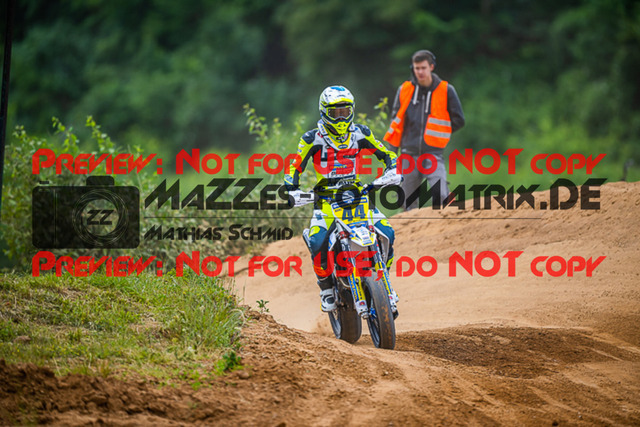 MaZZes_FotoMatrix_220528_8283 | Fotograf Mathias Schmid
Sportfotograf,
Eventfotograf,
Hochzeitsfotograf,
Portraitfotograf