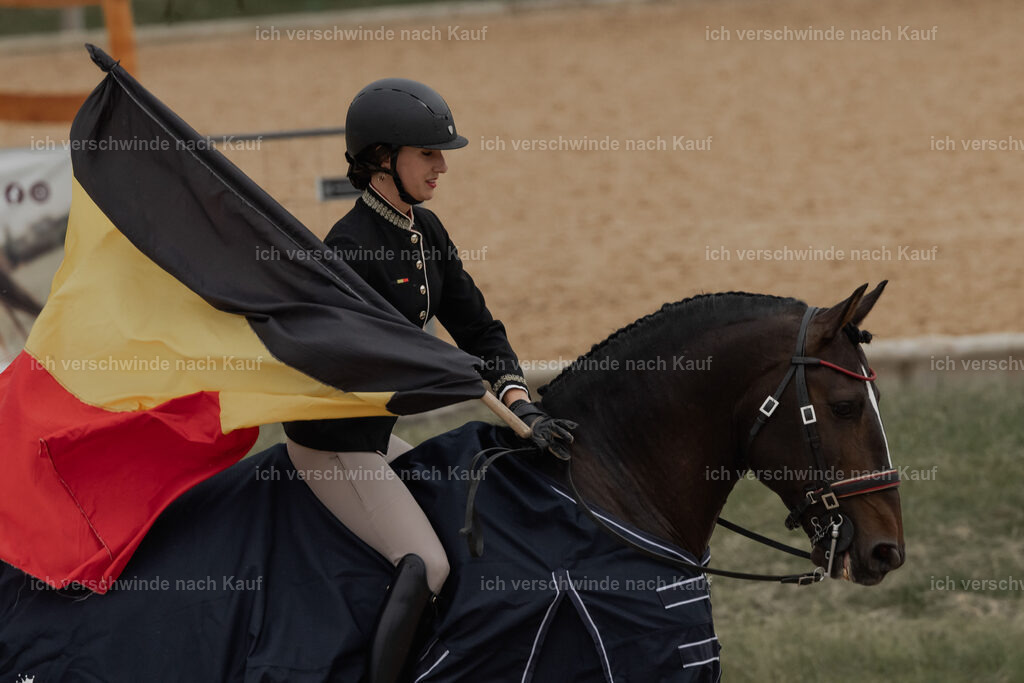 WE_DR_Stoib_siegerehrung_PI2025_702 | Pferd International München 2025