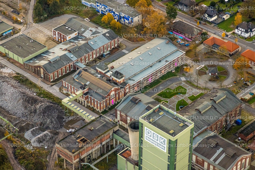 Gelsenkirchen231103341 | Luftbild, ehemaliges DSK Bergwerk Lippe  Westerholt, neues Quartier für klimagerechtes Arbeiten und Wohnen, Egonstraße, an der Stadtgrenze zu Gelsenkirchen, umgeben von herbstlichen Laubbäumen, Hassel, Gelsenkirchen, Ruhrgebiet, Nordrhein-Westfalen, Deutschland