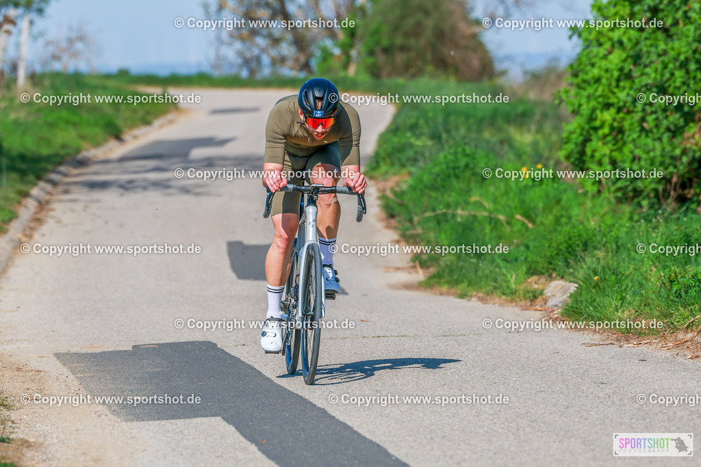 502_AR7_4249 | Neusiedlersee Radmarathon 2026@sportshot_your_pictrs #yourpictures#roadtowm2029 #nrm #neusiedlerseeradmarathon #neusiedlersee #neusiedlerseetourismus #burgenland #mörbisch #nrm26 #burgenlandtourismus #voglundco #poweredbyburgenlandtourismus #radsport #rad #marathon #ucigranfondo #visitburgenland #ucigranfondoworldseries
