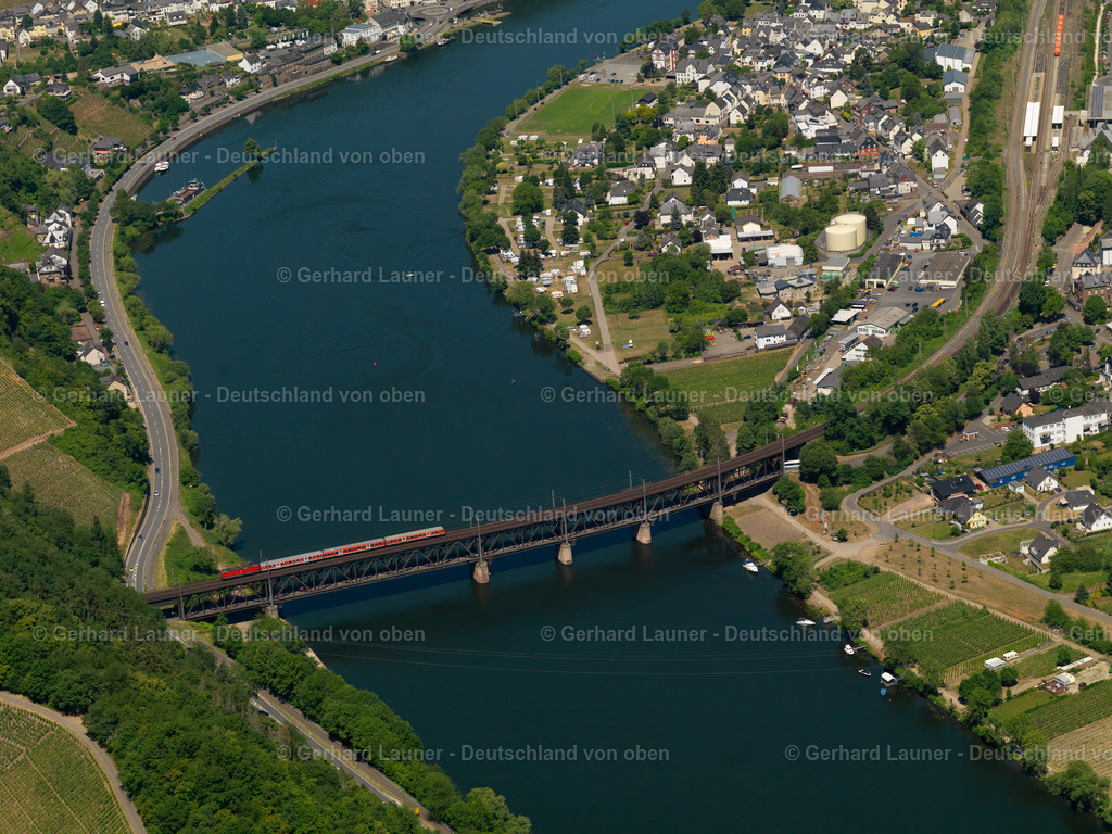 Moselbrücke-Bullay-3114464 | Moselbrücke bei Bullay