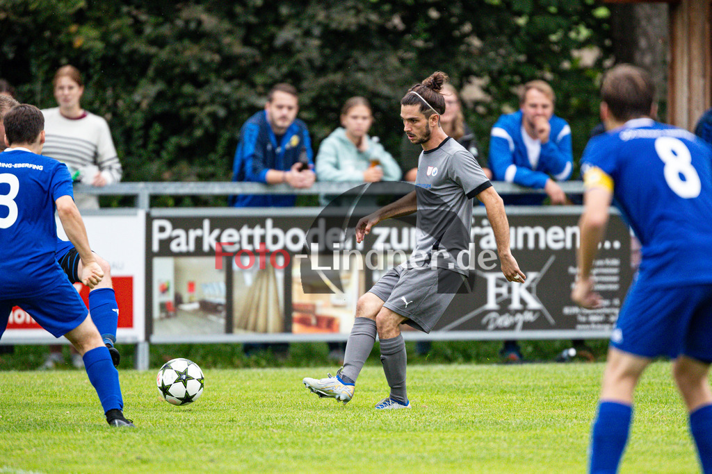 SG SV Eberfing/SV Söchering gegen SG TSV Schäftlarn / SC Baierbrunn | Fußball A-Klasse Herren Oberbayern Zugspitze Gruppe 5 6. Spieltag, SG SV Eberfing/SV Söchering gegen SG TSV Schäftlarn / SC Baierbrunn, 20240908,Daniel FISCHER (SG TSV Schäftlarn/SC Baierbrunn 14) in Aktion,2024-09-08 in Obersöchering (Sportplatz Obersöchering), Daniel FISCHER (SG TSV Schäftlarn/SC Baierbrunn 14)Copyright: WolfgangxLindner www.foto-lindner.de / shop.foto-lindner.de