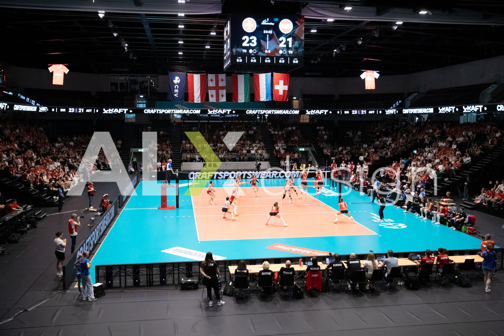 Austria v Switzerland - CEV European League Women | KRIENS, SWITZERLAND - JUNE 14: Pilatus Arena during the CEV European League match between Austria and Switzerland at Pilatus Arena on June 14, 2026 in Kriens, Switzerland. - Realisiert mit Pictrs.com