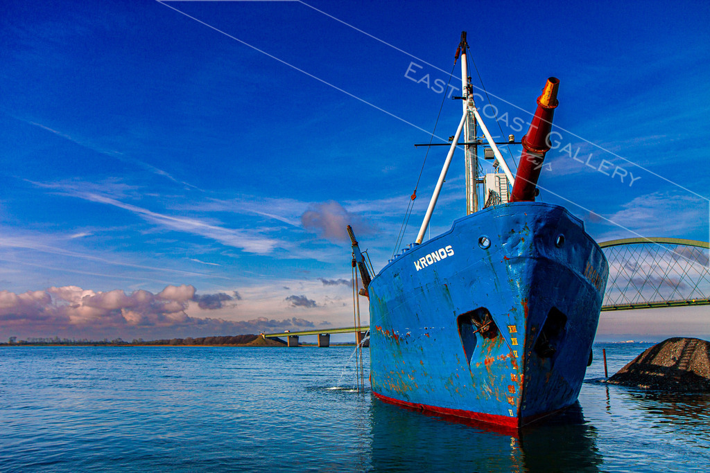 Das Blaue Schiff | EastCoastGallery - Realisiert mit Pictrs.com