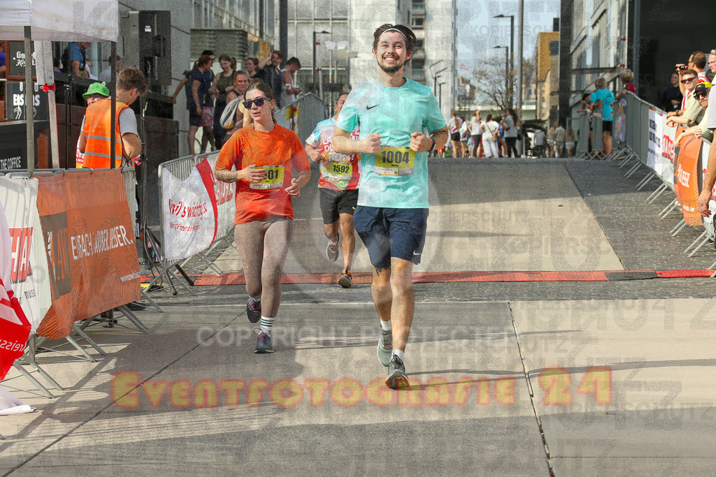 250920_1535_EX1_0142 | Sportfotografie im Rhein-Sieg Kreis, Köln, Bonn, NRW, Rheinland Pfalz, Hessen, etc. Unser Tätigkeitsfeld umfasst den Laufsport vom Volkslauf über den Marathon, Duathlon, Triathon bis zum Ultralauf wie Kölnpfad Ultra oder Schindertrail.