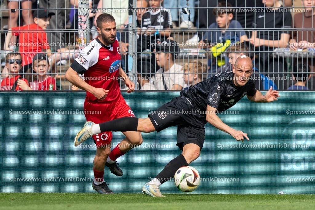 xydr05042501070 | 05.04.2025, xydrx, Fußball, Viktoria Köln - SpVgg Unterhaching , 3.Liga, Sportpark Höhenberg, Saison 2024 2025: Serhat-Semih Güler (Viktoria Köln #30) im Zweikampf gegen Manuel Stiefler (SpVgg Unterhaching #8) DFB regulations prohibit any use of photographs as image sequences and or quasi-video.