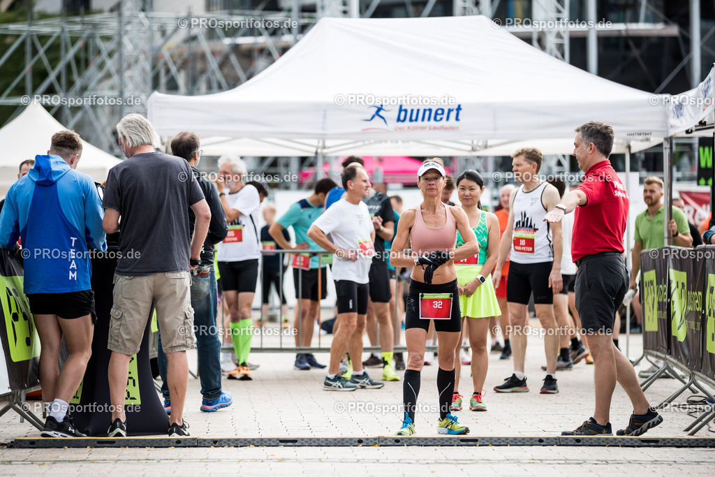 20220828_treppenlauf_FotoSteffieWunderl_0147 | Professionelle Fotos Ihrer Laufsportveranstaltung.