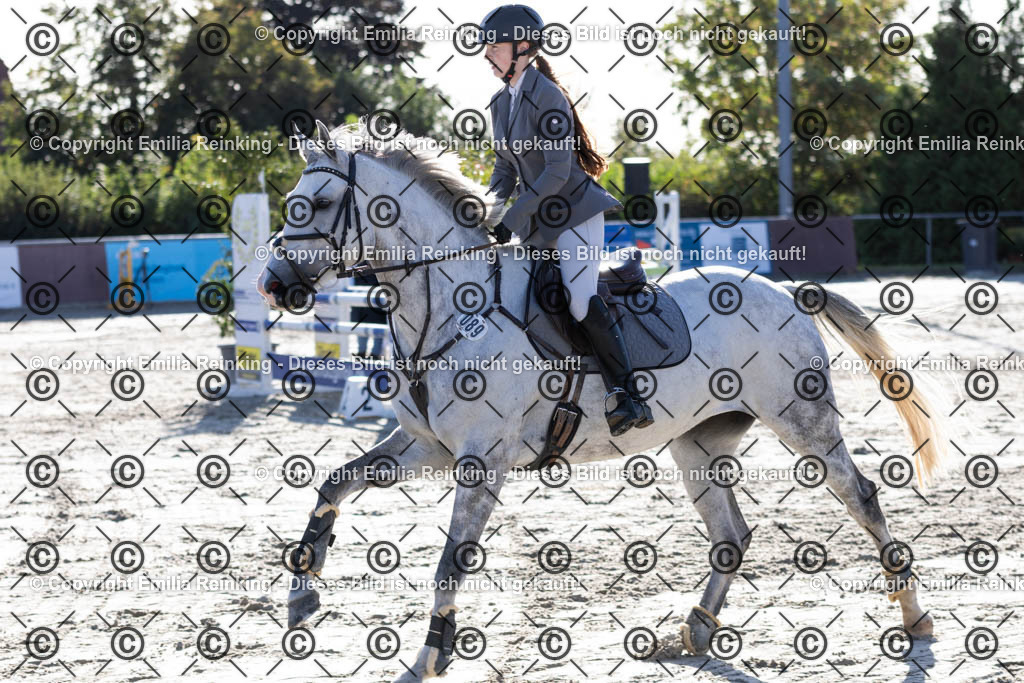 CL5A1087 | Emilia Reinking Fotografie - Realisiert mit Pictrs.com