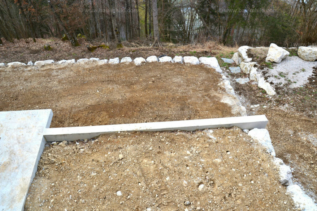 bib-lg25-aussenanlagen-0014 | Nach LV-Leistungsgruppen sortierte Detailfotos über den Bau eines Hauses. Alle Hausbau-Bilder direkt vom Urheber und Autor der Website Haus-Selber-Bauen.com