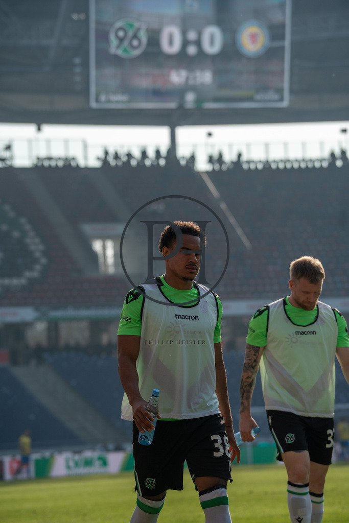 H96_BTSV-16 | Philipp-Heist - Realisiert mit Pictrs.com