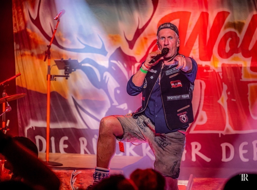 a6d0755e39ad4e179a6e8c3dd2e1c18b | traudl_s_fotos